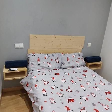 Centrico Apartamento Con Patio Madrid Kültér fotó
